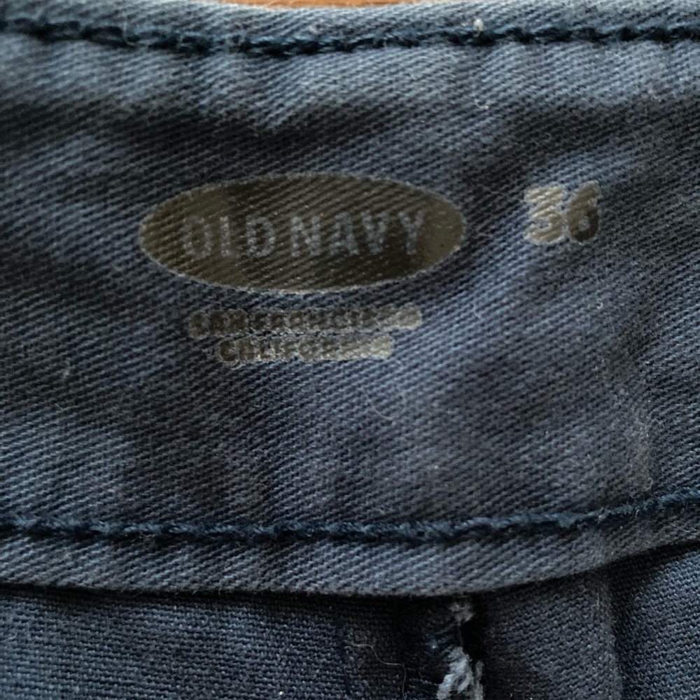 Old navy shorts size 36